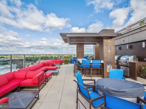 851 N Glebe Road 707, Arlington VA 22203