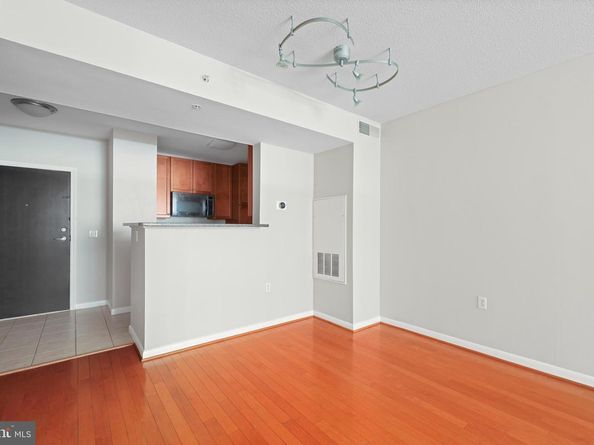851 N Glebe Road 707, Arlington VA 22203