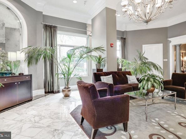 851 N Glebe Road 707, Arlington VA 22203