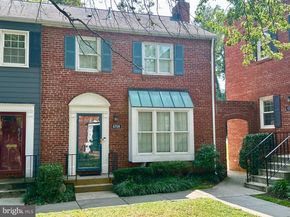 6708 Kenwood Forest Lane 56, Chevy Chase MD 20815