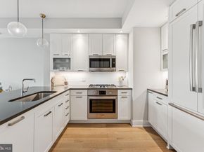 4960 Fairmont Avenue 904, Bethesda MD 20814