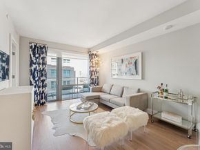 4960 Fairmont Avenue 904, Bethesda MD 20814