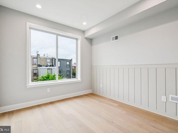 2013 E Firth Street, Philadelphia PA 19125
