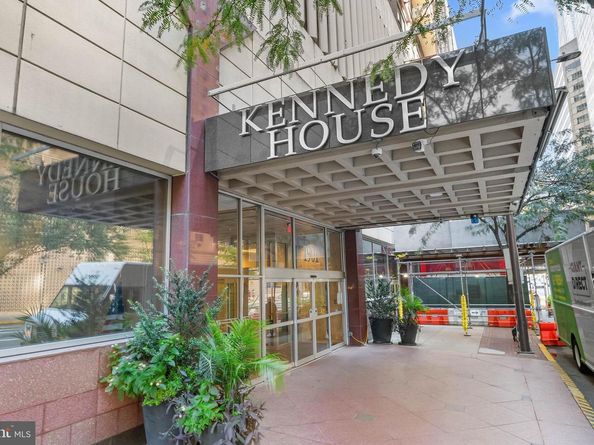 1901 John F Kennedy Boulevard 2806, Philadelphia PA 19103