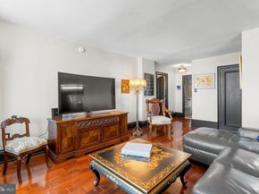 1901 John F Kennedy Boulevard 2806, Philadelphia PA 19103