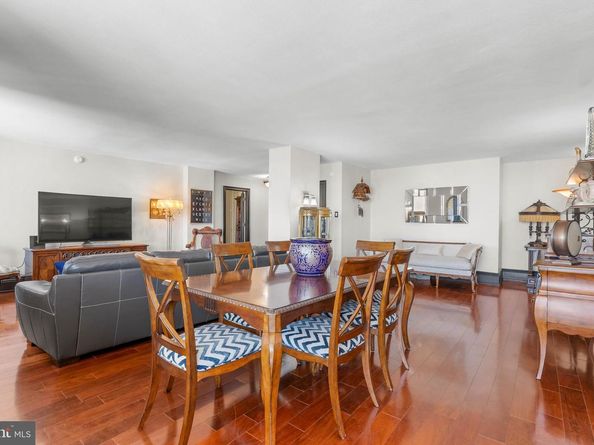 1901 John F Kennedy Boulevard 2806, Philadelphia PA 19103