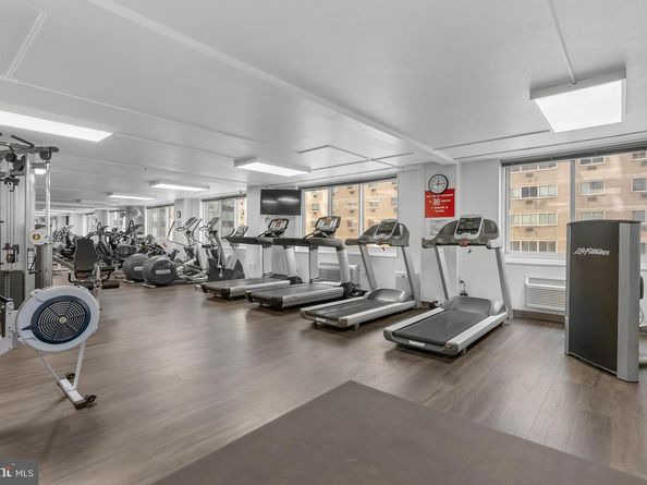 1901 John F Kennedy Boulevard 2806, Philadelphia PA 19103
