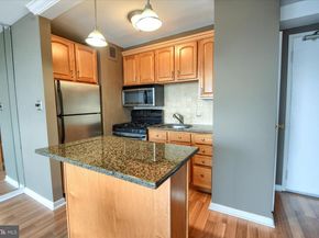 1810 Rittenhouse Square 1106, Philadelphia PA 19103