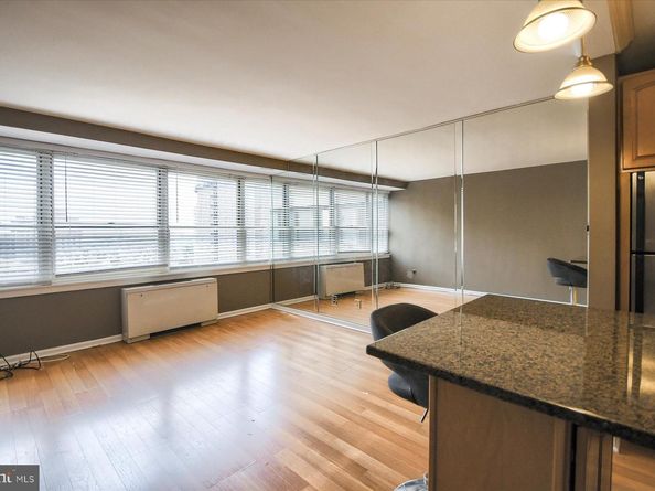 1810 Rittenhouse Square 1106, Philadelphia PA 19103