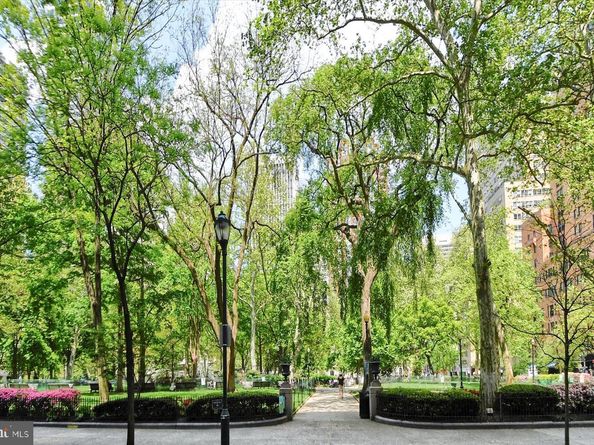 1810 Rittenhouse Square 1106, Philadelphia PA 19103