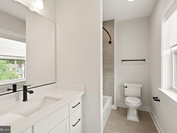 502 Kibler Circle SW, Vienna VA 22180