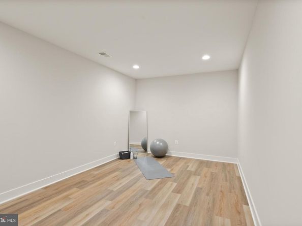 502 Kibler Circle SW, Vienna VA 22180