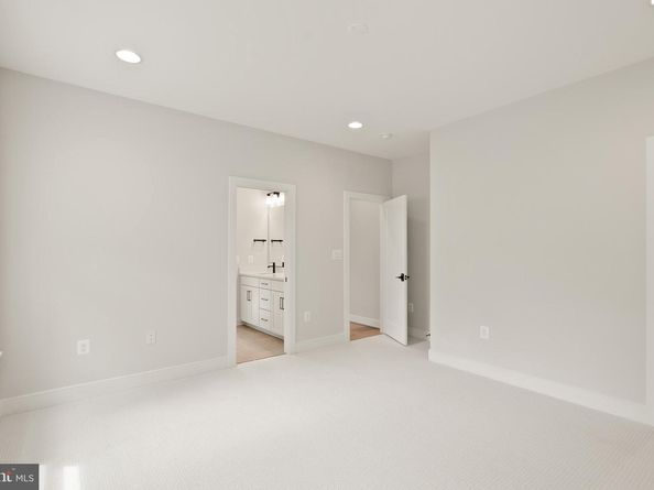 502 Kibler Circle SW, Vienna VA 22180