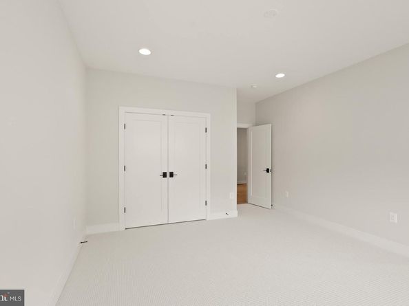 502 Kibler Circle SW, Vienna VA 22180
