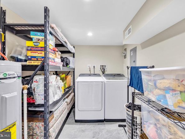 113 Roseberry Street, Philadelphia PA 19148