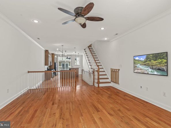 1011 S Dorrance Street, Philadelphia PA 19146