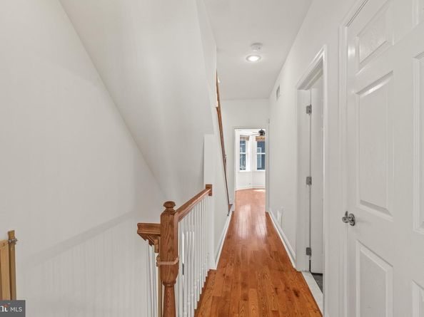 1011 S Dorrance Street, Philadelphia PA 19146