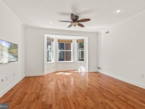 1011 S Dorrance Street, Philadelphia PA 19146