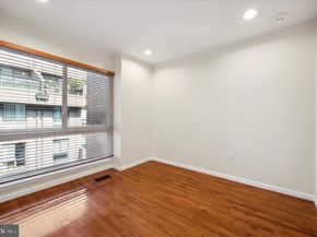 2201 N Arch Street 114, Philadelphia PA 19103