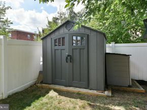 2742 Welsh Road, Philadelphia PA 19152