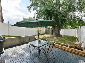 2742 Welsh Road, Philadelphia PA 19152