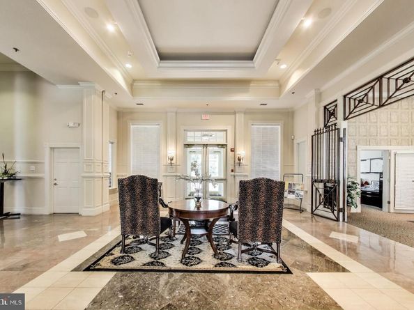 1571 Spring Gate Drive 6208, Mclean VA 22102