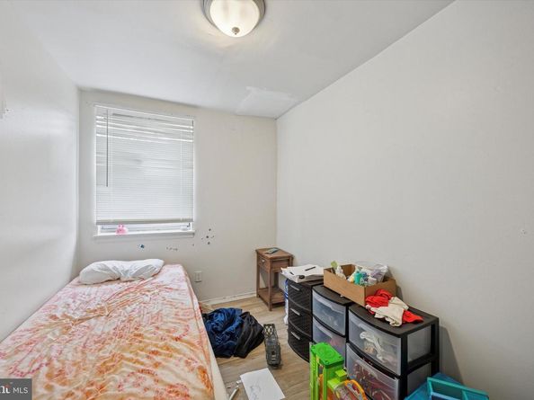 1946 Carter Road, Folcroft PA 19032