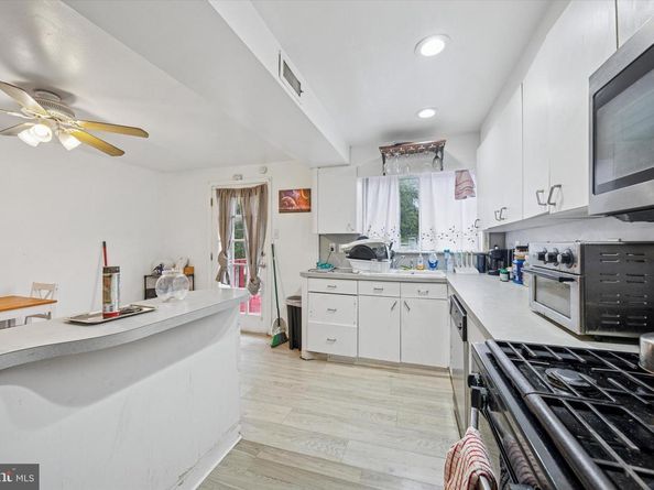1946 Carter Road, Folcroft PA 19032