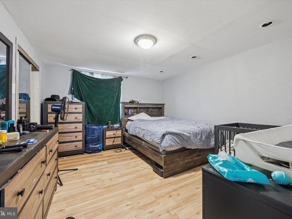 1946 Carter Road, Folcroft PA 19032