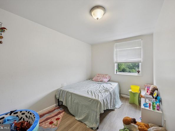1946 Carter Road, Folcroft PA 19032