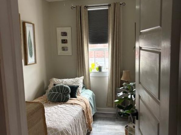 2710 S 7TH Street, Philadelphia PA 19148
