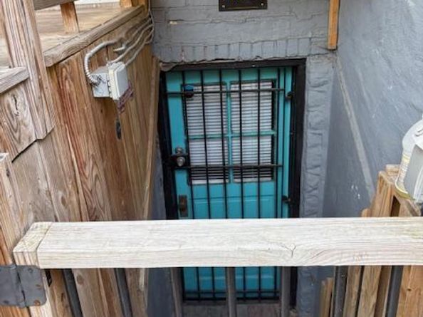 2710 S 7TH Street, Philadelphia PA 19148