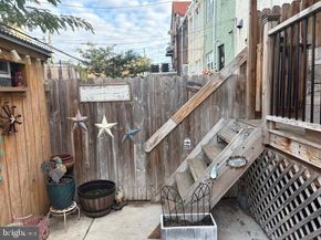 2710 S 7TH Street, Philadelphia PA 19148