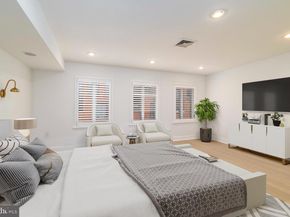 104 Lombard Street, Philadelphia PA 19147