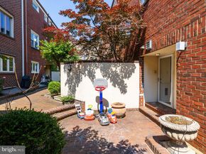 104 Lombard Street, Philadelphia PA 19147