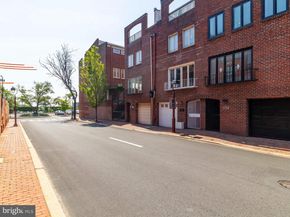 104 Lombard Street, Philadelphia PA 19147