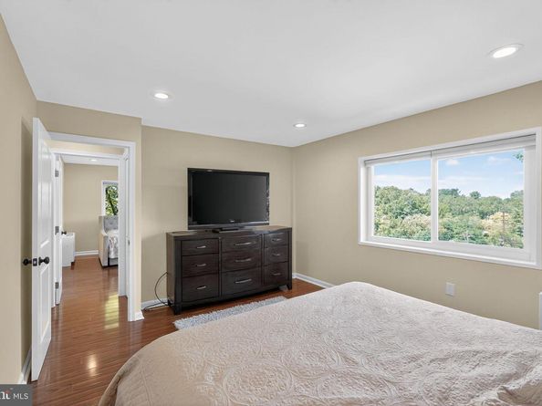 100 West Avenue 326S, Jenkintown PA 19046