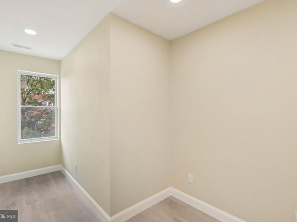 729 Madison Street NW, Washington DC 20011
