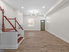 1043 E Chelten Avenue, Philadelphia PA 19138