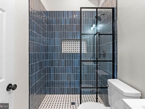 1043 E Chelten Avenue, Philadelphia PA 19138