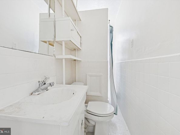 5630 N 11TH Street, Philadelphia PA 19141
