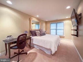 95 Rittenhouse Circle, Newtown PA 18940
