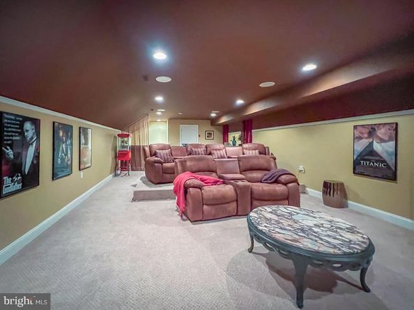 95 Rittenhouse Circle, Newtown PA 18940