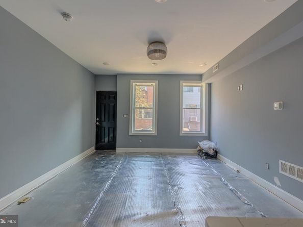 367 Winton Street, Philadelphia PA 19148