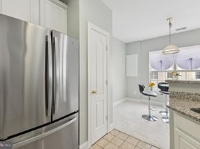 8058 Genea Way 48, Falls Church VA 22042