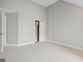 8058 Genea Way 48, Falls Church VA 22042