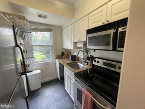 718 S Washington Street 104, Alexandria VA 22314
