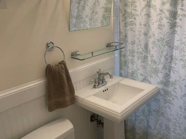 718 S Washington Street 104, Alexandria VA 22314