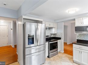 1407 Skyhaven Court, Herndon VA 20170