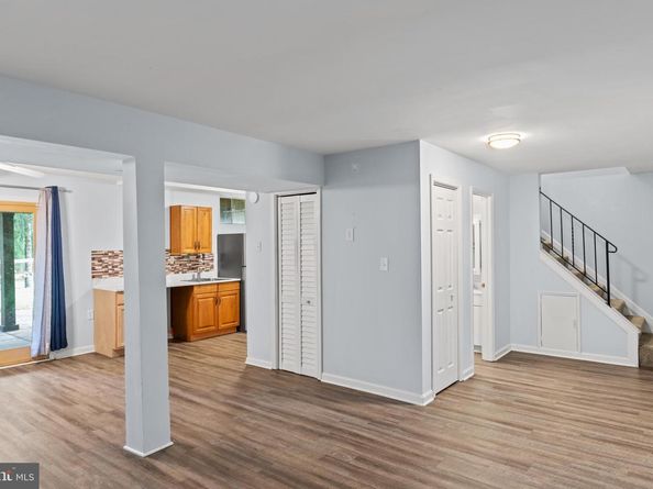 1407 Skyhaven Court, Herndon VA 20170